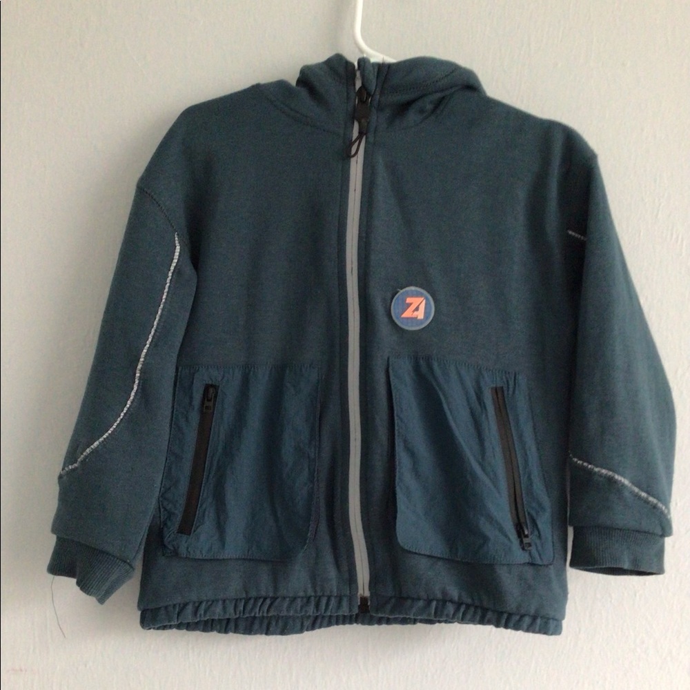 Zara Light Jacket - Picture 2 of 4